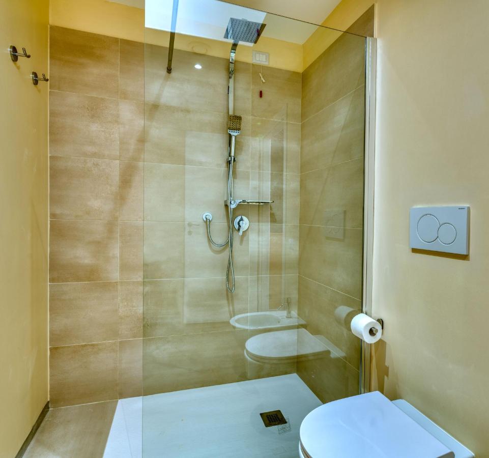 Izzhome Corso76 Cagliari Kültér fotó